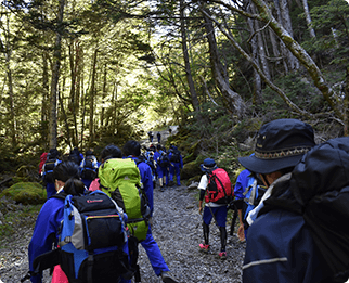 中学登山見守り